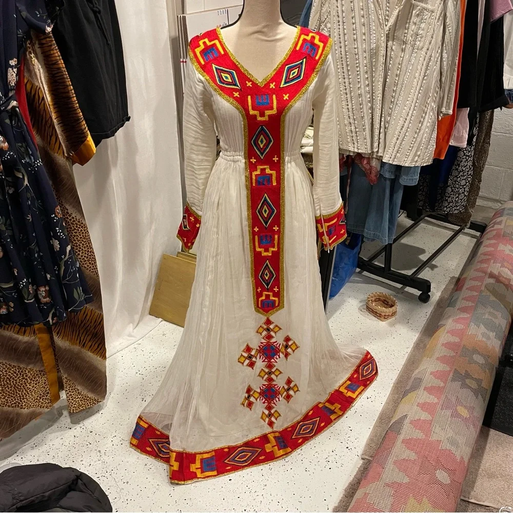 Beautiful hand made Ethopian Eritrean wedding dress hand made embroidery maxi - Picture 15 of 15